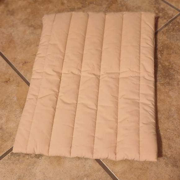 Linpr Puffy Laptop Sleeve - Picture 7 of 8